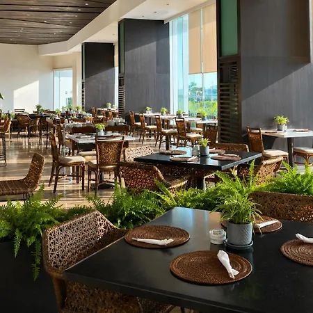 Arterra Hotel And Resort
