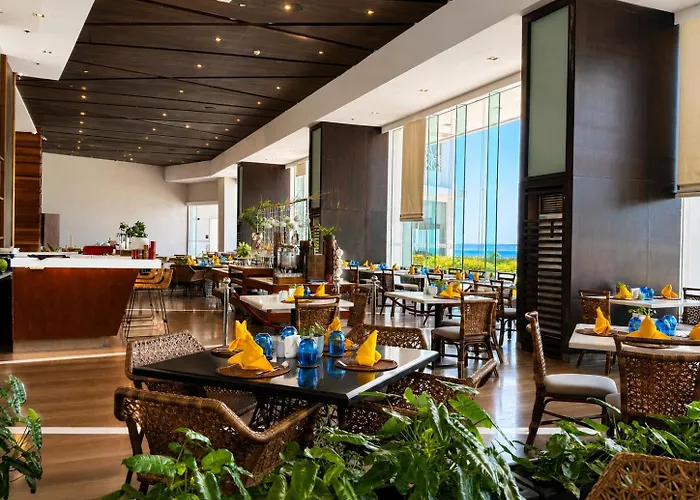 Resort Arterra And