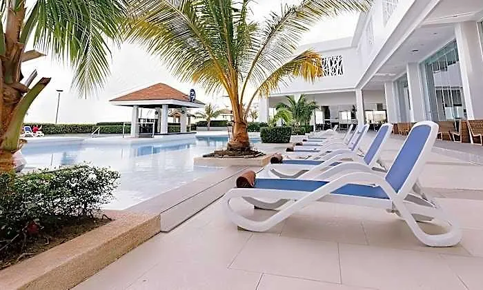Arterra And Resort Lapu-Lapu City