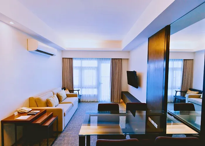 Resort Arterra And 4*